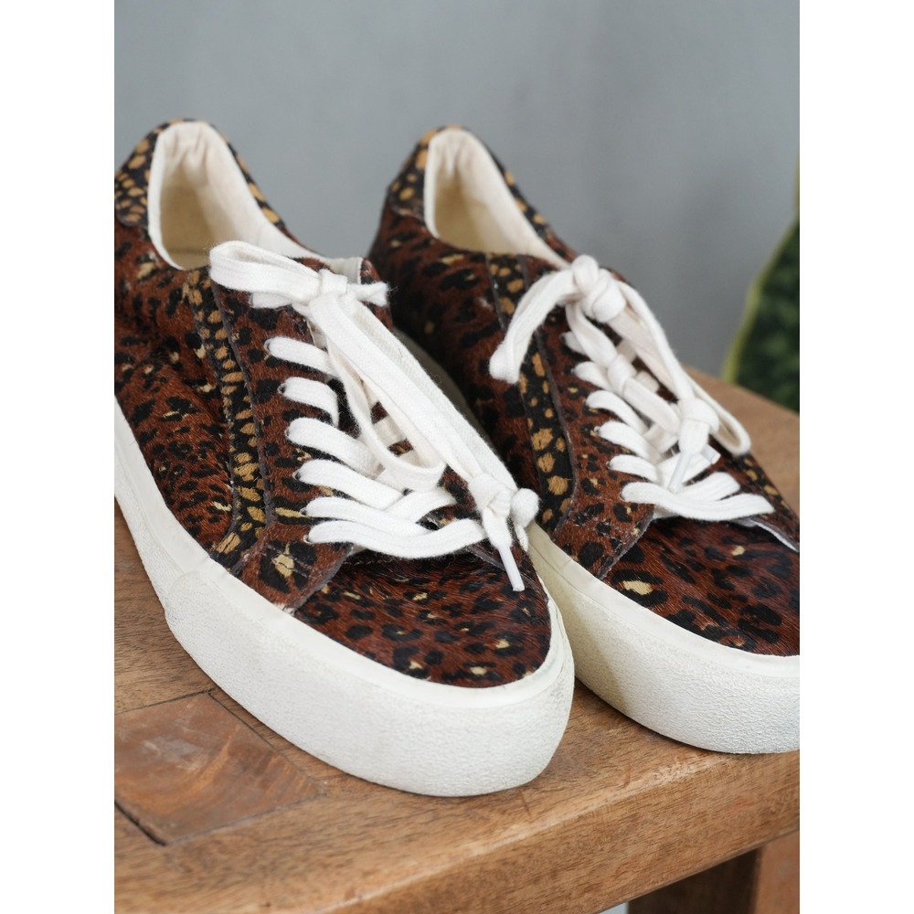 Madewell Sidewalk Low-Top Sneakers in Painted Leopard Calf Hair Size 7.5